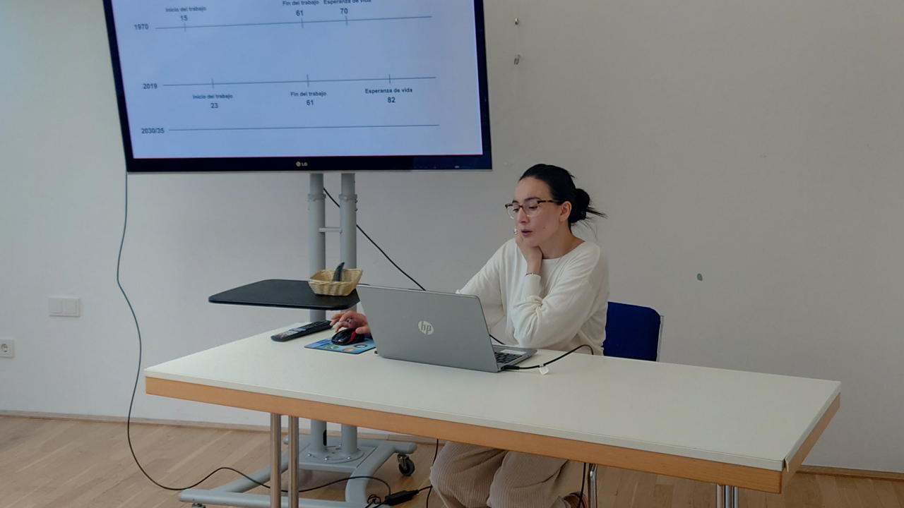 Consulado de Colombia en Viena realiza charla informativa sobre pensiones para residentes en Austria