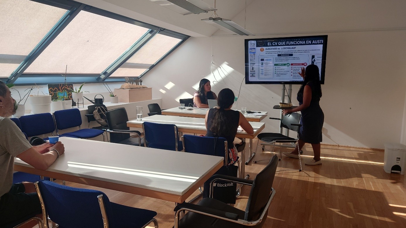 Colombianos en Austria participaron en taller sobre competencias laborales.