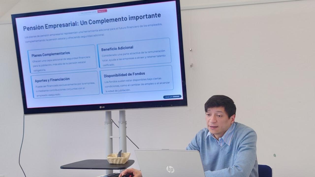 Consulado de Colombia en Viena realiza charla informativa sobre pensiones para residentes en Austria